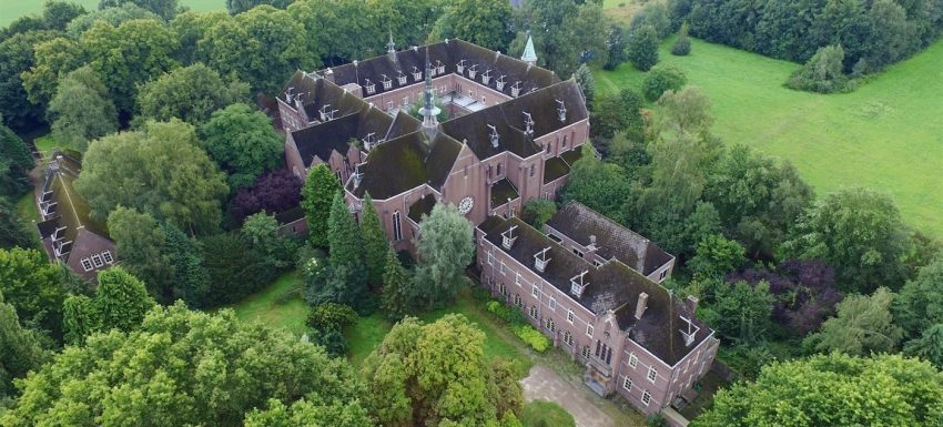 Klooster Koningsoord dakisolatie | SF40 SuperFoil toegepast bij renovatie monumentaal klooster